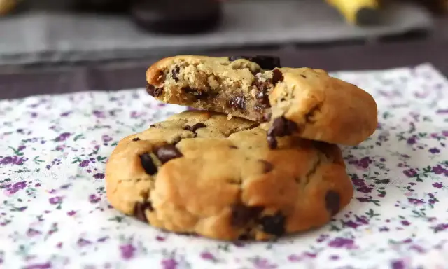 Saftiga chokladkakor, perfekt att baka i airfryer för en snabb och god fika.